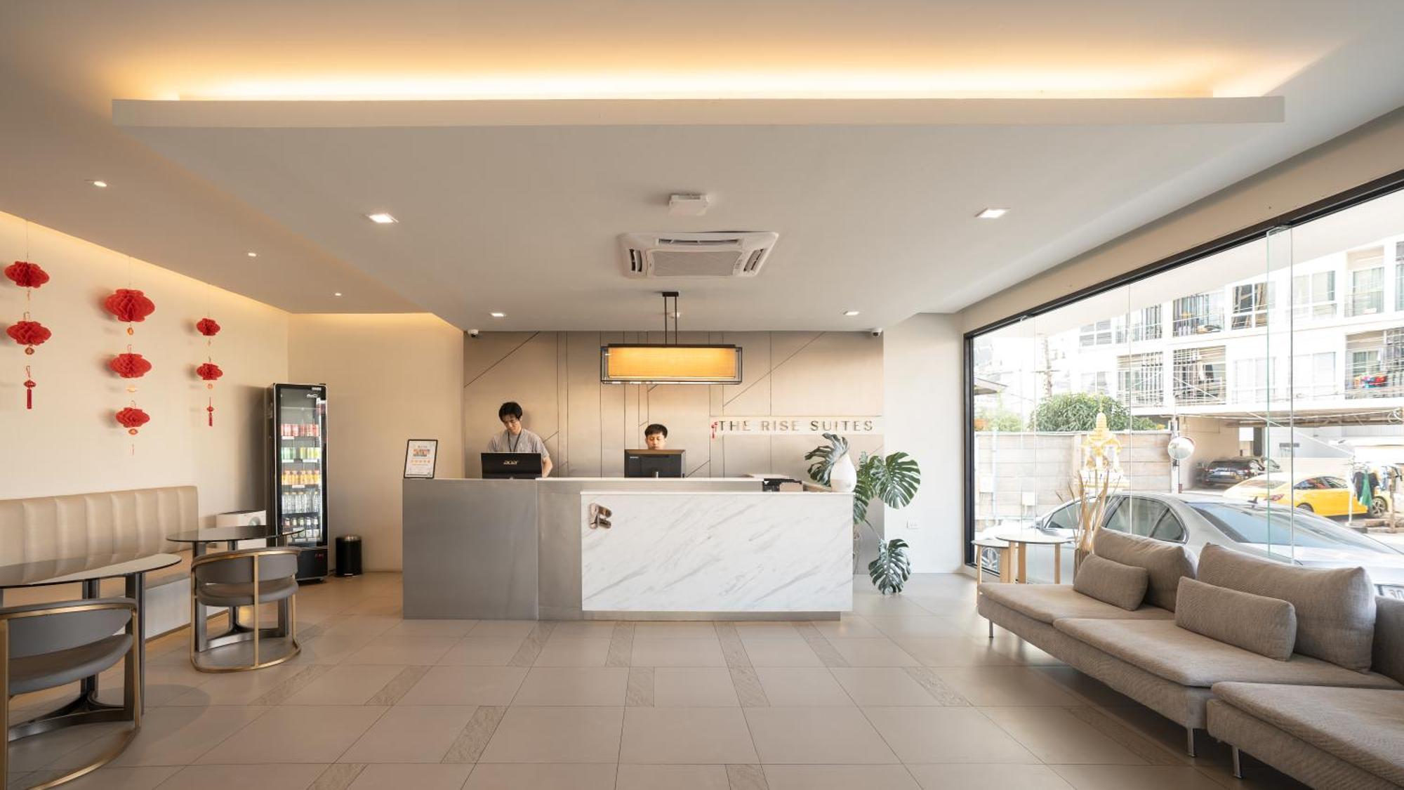 The Rise Suites Hotel, Chiang Mai - Sha Extra Plus Exterior foto