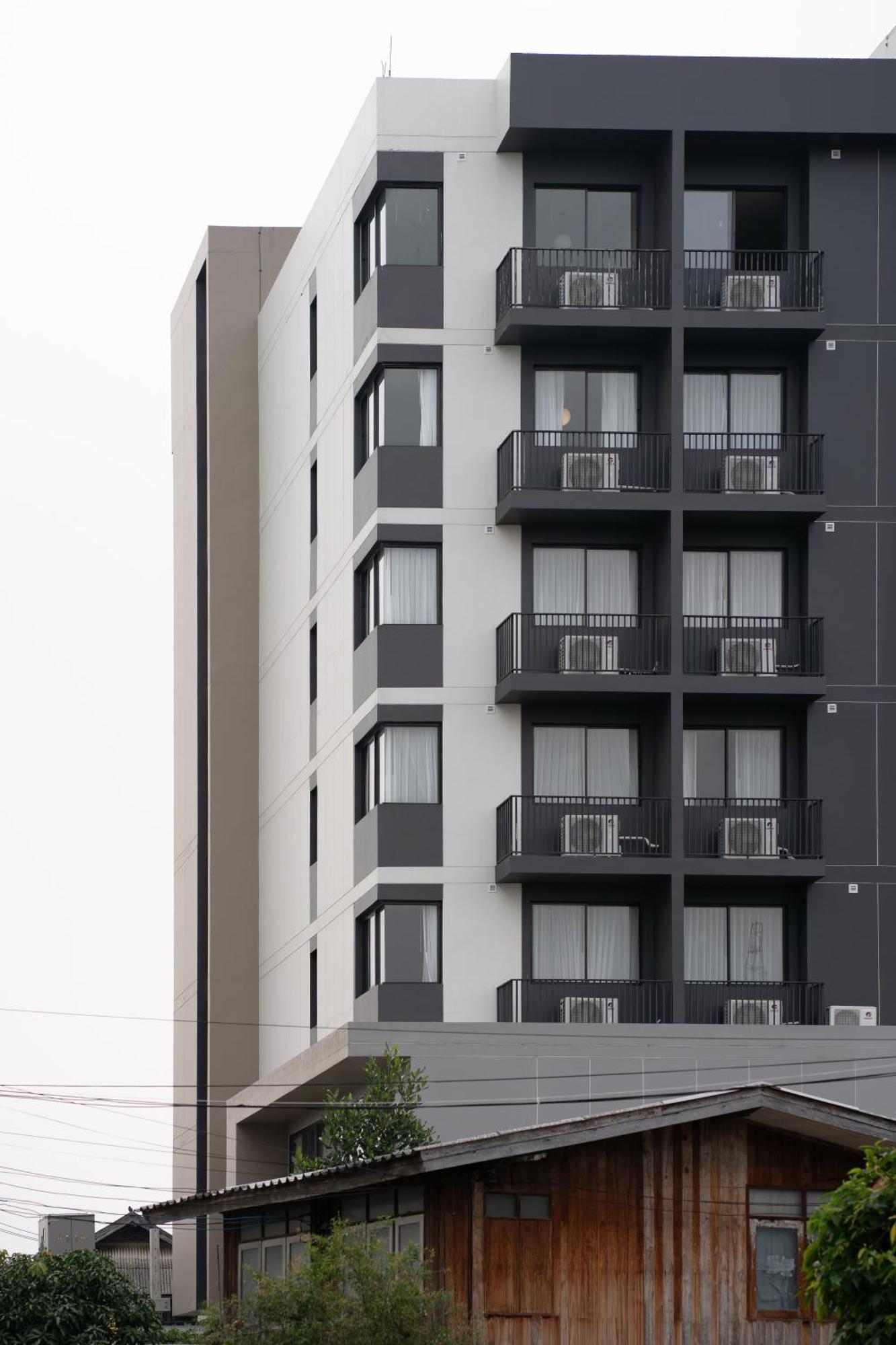 The Rise Suites Hotel, Chiang Mai - Sha Extra Plus Exterior foto